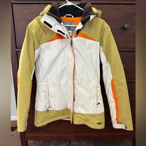 SPYDER women’s ski jacket! Ski szn isn’t over yet